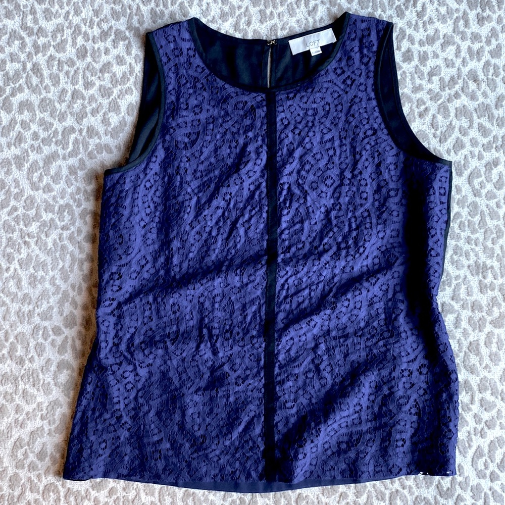 Ann Taylor LOFT Black and Blue Eyelet Lace Sleeveless Top, size L.